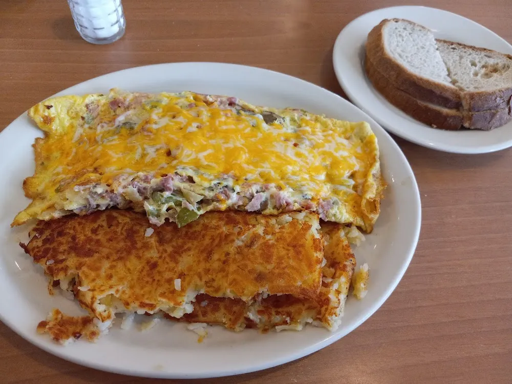 Western Omelette w Crunchy Potatoes